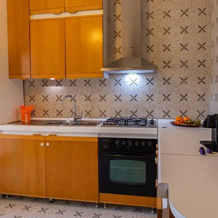 Apartamento Spacious 6-guest 8 Min To Metro&free Parking